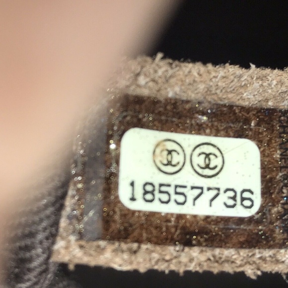 RARE CHANEL PARIS EDINBURGH BROWN SHOULDER BAG - Picture 12 of 12